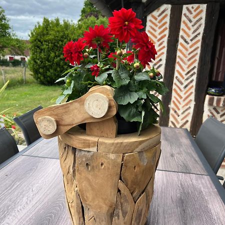 Oh ! Fleurs Des Champs Bed & Breakfast Chaumont-sur-Tharonne Exterior photo